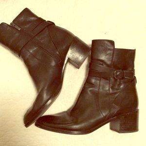Via Spiga black zip up ankle boots